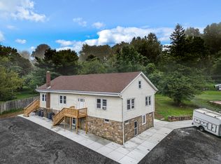 71 Dreamland Park Dr #2, Fleetwood, PA 19522