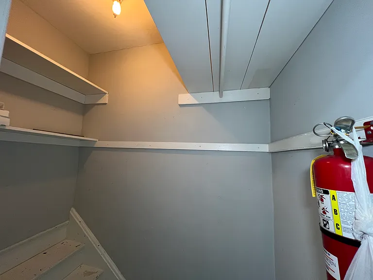 2044 Hanover Ave #2 — Photo 16