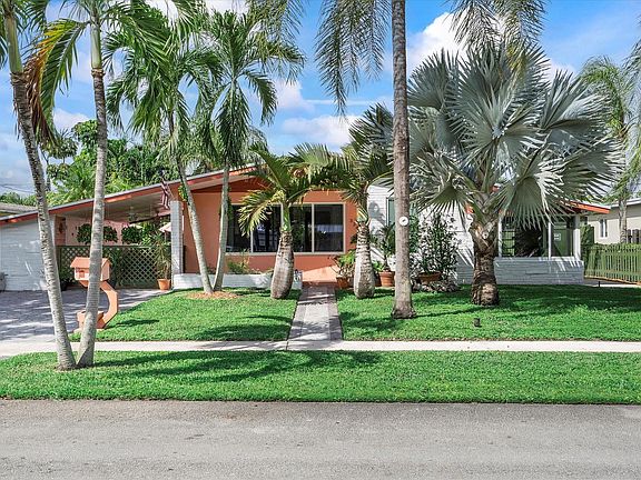 3rd image of 3241 SW 23rd Court