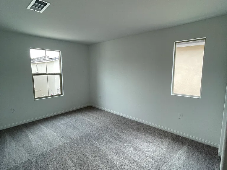4211 S Malagon Privado — Photo 8