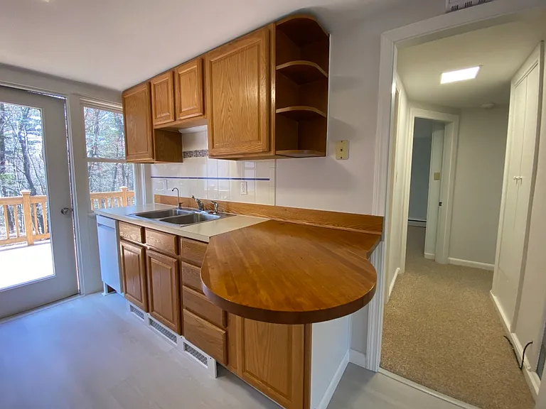 83A Woodland Rd #A — Photo 8