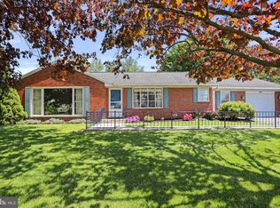 233 Williamson Ave, Greencastle, PA 17225