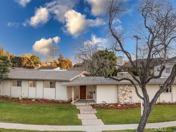 5400 E La Pasada St, Long Beach, CA 90815