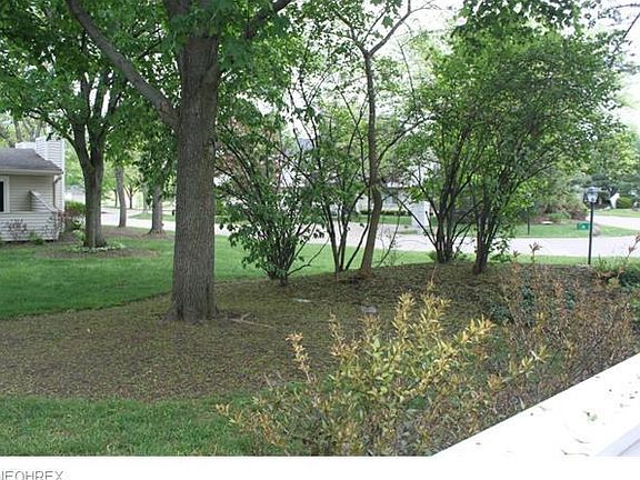 4th image of 3275 Bay Landing Dr #19