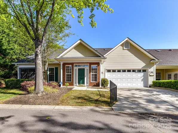 11705 Silverado Ln, Charlotte, NC 28277
