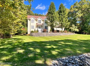 103 Congress Rd, Milford, PA 18337