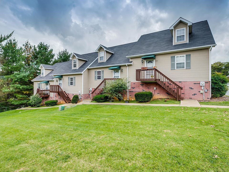 1st image of 606 Cambridgeshire Ct #606