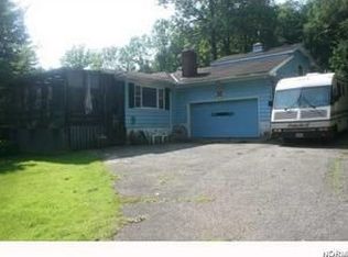 10161 Cedar Rd, Chesterland, OH 44026