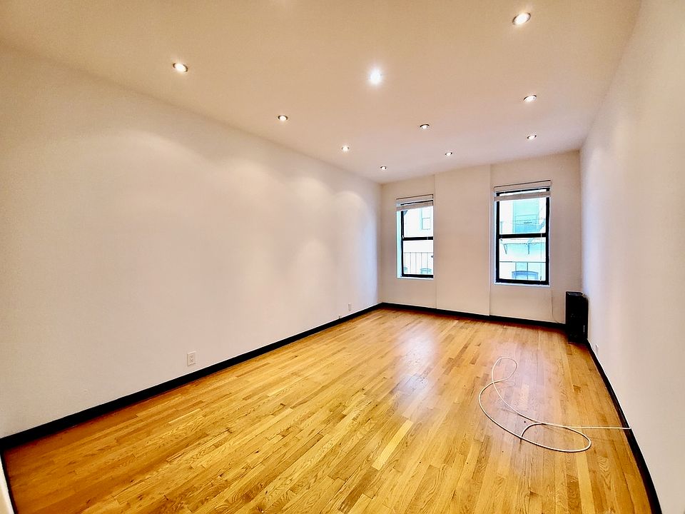 1st image of 320 Lincoln Pl APT 1F