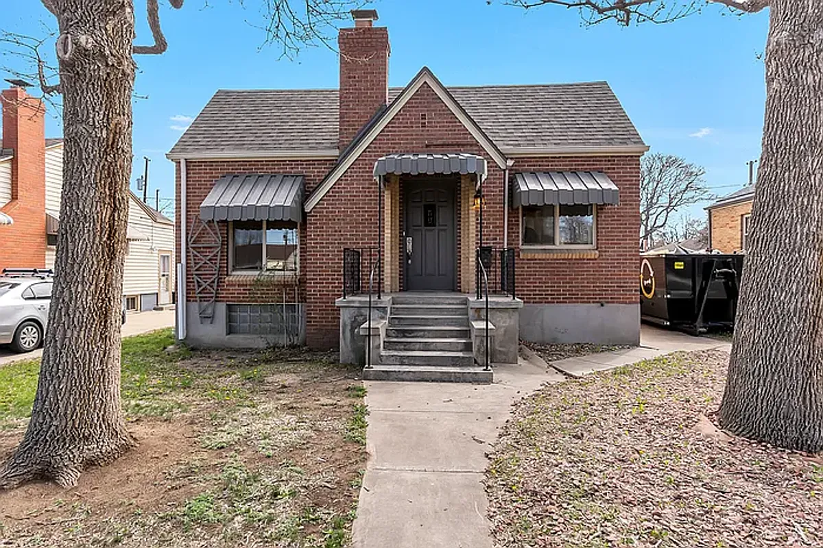 Building Photo - 3708 Ames St