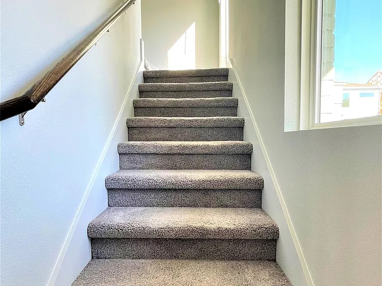 15110 Forum Ave — Photo 12