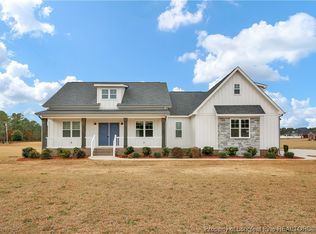 41 Fox Hills Ln, Stedman, NC 28391