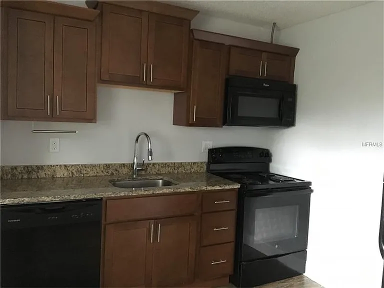 508 Varsity St #508 — Photo 3