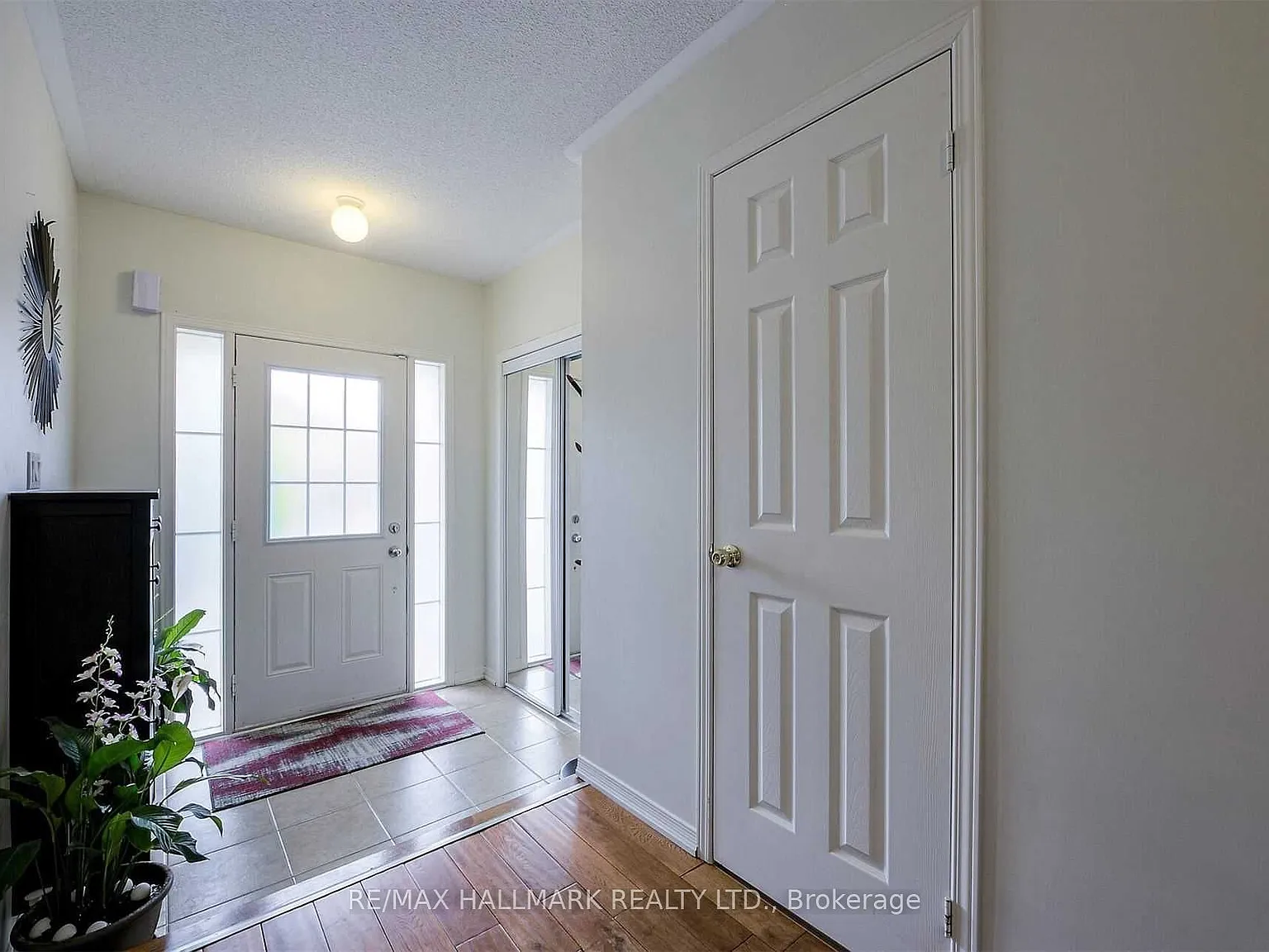 3 bed, $3,600 — Photo 4