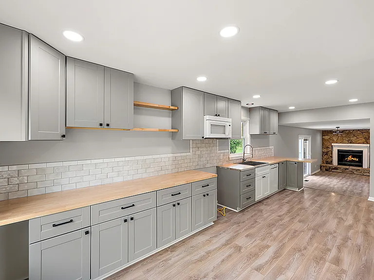 1442 Riley Center Rd — Photo 8