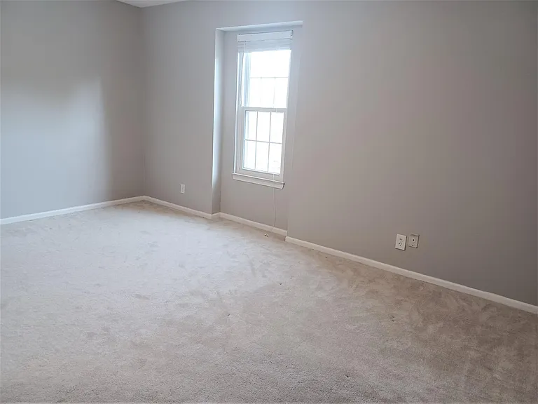 8328 Metcalf Ave — Photo 28
