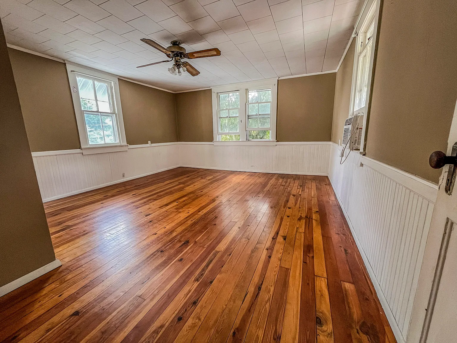 1 bed, 774 sqft, $800 — Photo 2