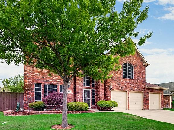 2nd image of 209 Flatwood Dr