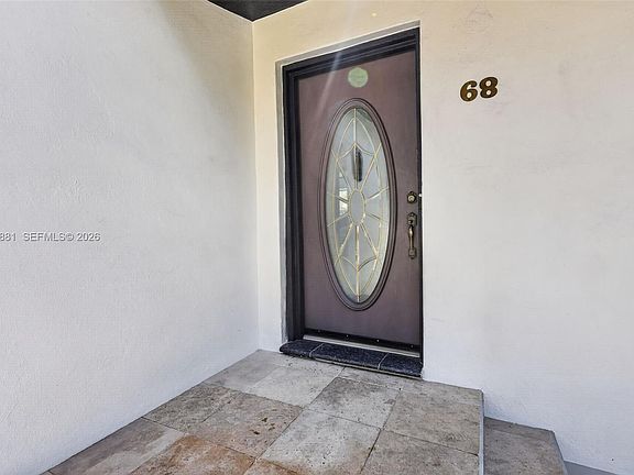 5th image of 68 NW 95th St