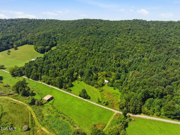 238 Black Locust Rd, Sneedville, TN 37869