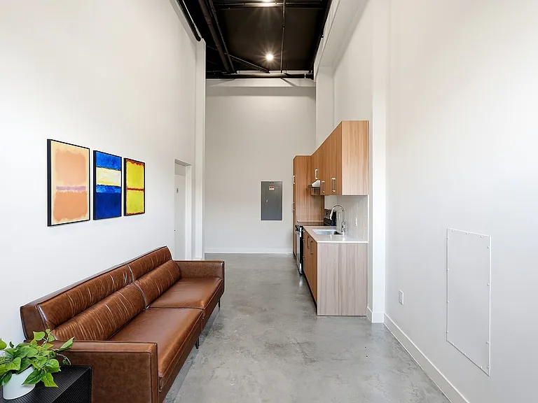 Step Designer Studio Community Living — Photo 210