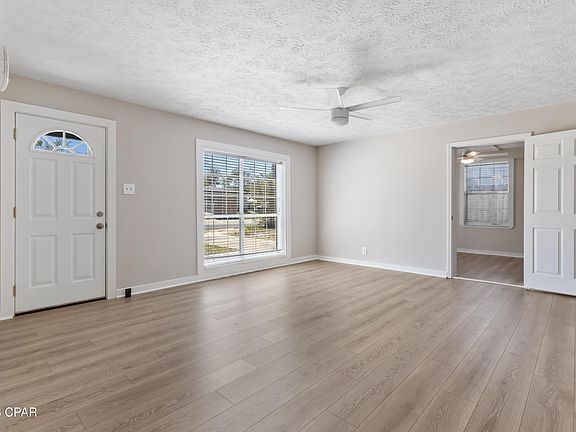 4th image of 1403 Arthur Ave
