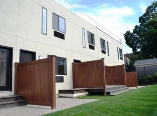 17 Dekalb Ave APT 108, White Plains, NY 10605