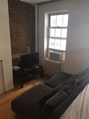 Rented by Sky Management | media 16