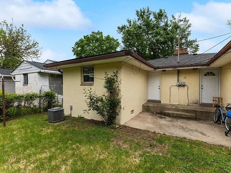 3468 Race St — Photo 27