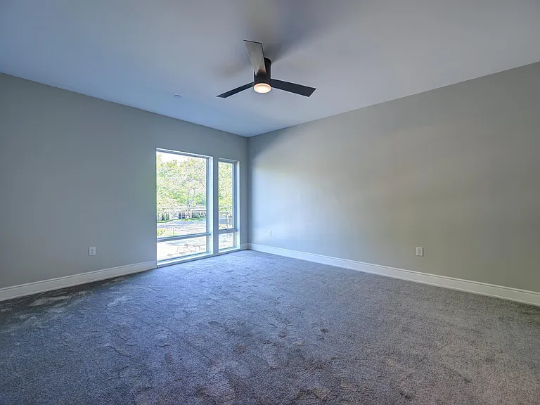 2059 Lafayette Rd #201 — Photo 15