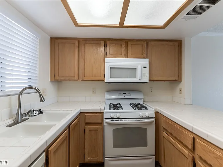 7100 Pirates Cove Rd #2089 — Photo 11