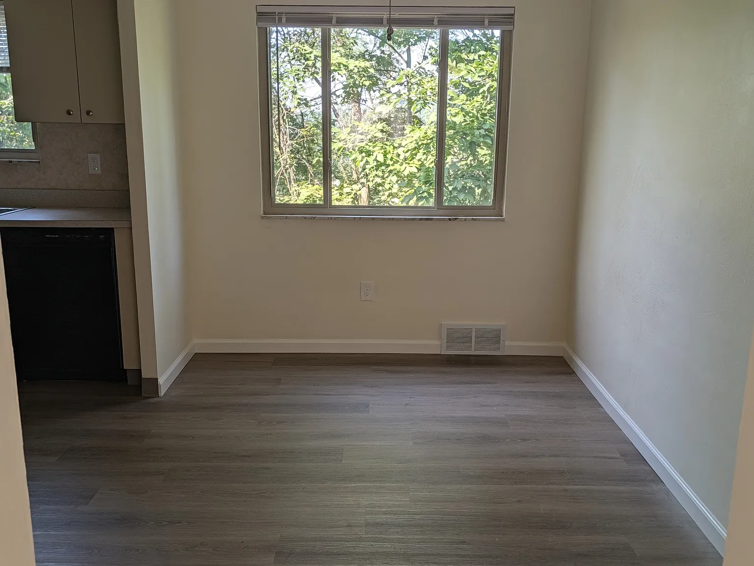 180 Sagamore - 180-D — Photo 4