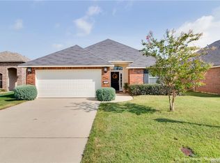 3706 Sabine Pass Dr, Bossier City, LA 71111