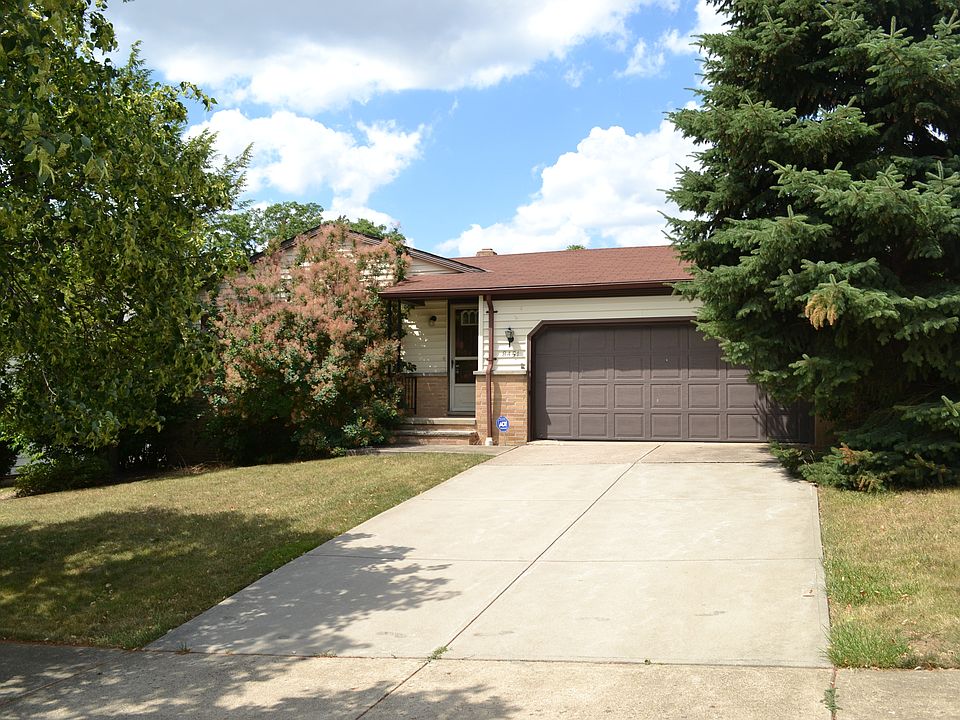 1st image of 8451 Care Dr