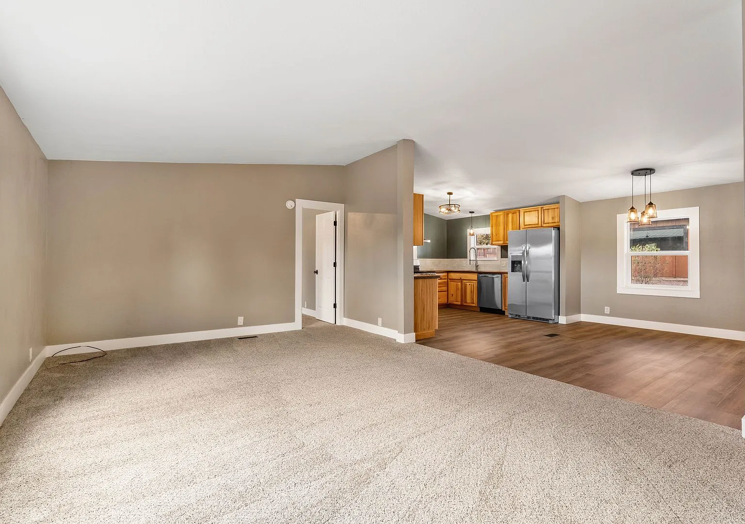 Available Now: Fully Renovated Turnkey Home in Crooked River Ranch! — Photo 3