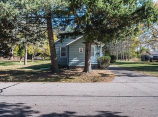 20756 Van Buren St, Southfield, MI 48033