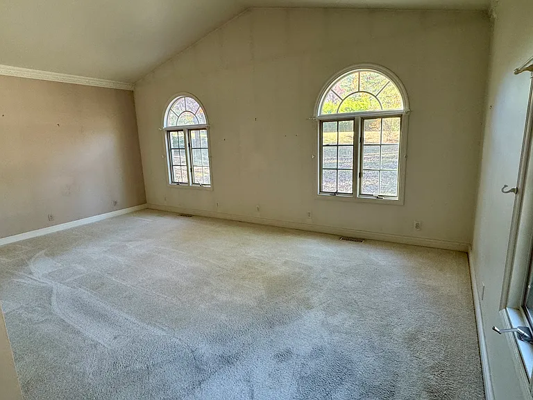11200 Centaur Rd — Photo 18