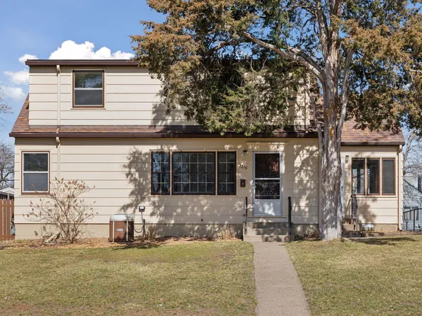 2215 Fairway Dr NE, Columbia Heights, MN 55421