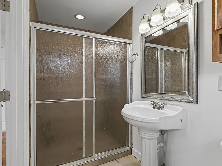 3036 Peeler Rd — Photo 12
