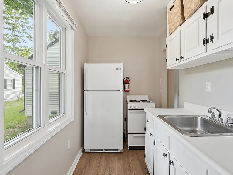 16 Lakewood Pkwy #A — Photo 12