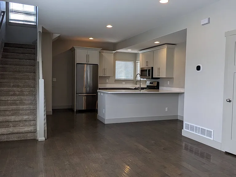 913 Columbine Ave — Photo 15