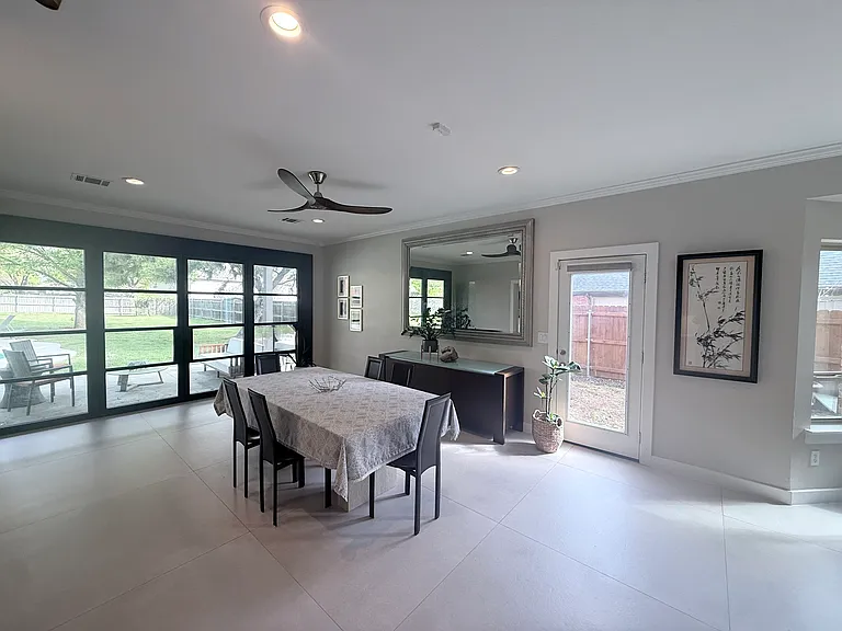 2408 Arbor Trl — Photo 6