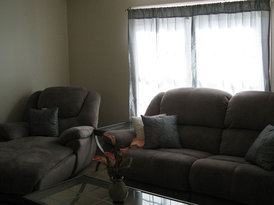 2nd image of 12 Vista Ridge Dr Unit 32