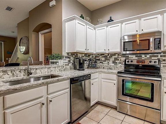 4th image of 11248 Windsor Place Cir