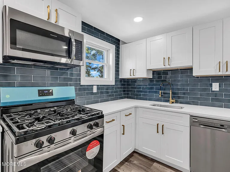 209 Atkins Ave #2 — Photo 4