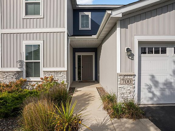 4th image of 700 68th Ln N