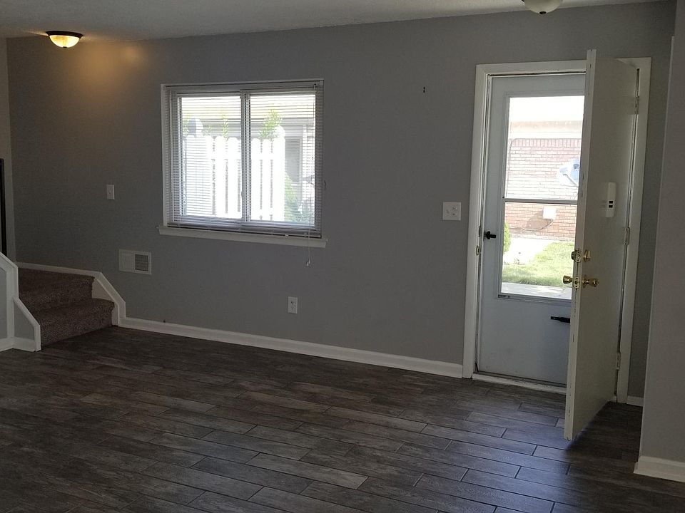 1st image of 15666 Dupage Blvd