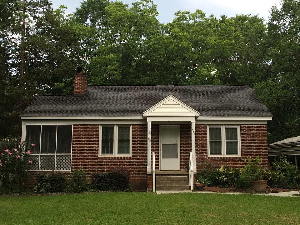 1st image of 837 Woodlawn Ave