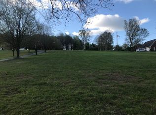 Stapleton Rd, Morristown, TN 37813