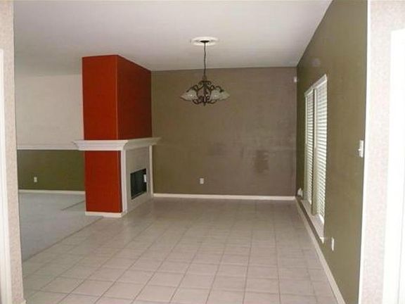 5th image of 7117 Gingerberry Dr Unit 2
